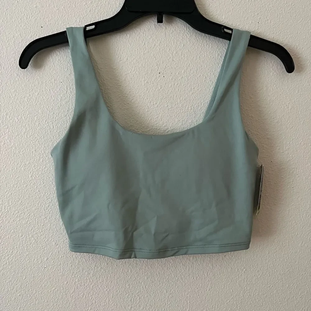 Gap Fit Women's XSmall Sports Bra Padded Back Scoop Neck Medium Support